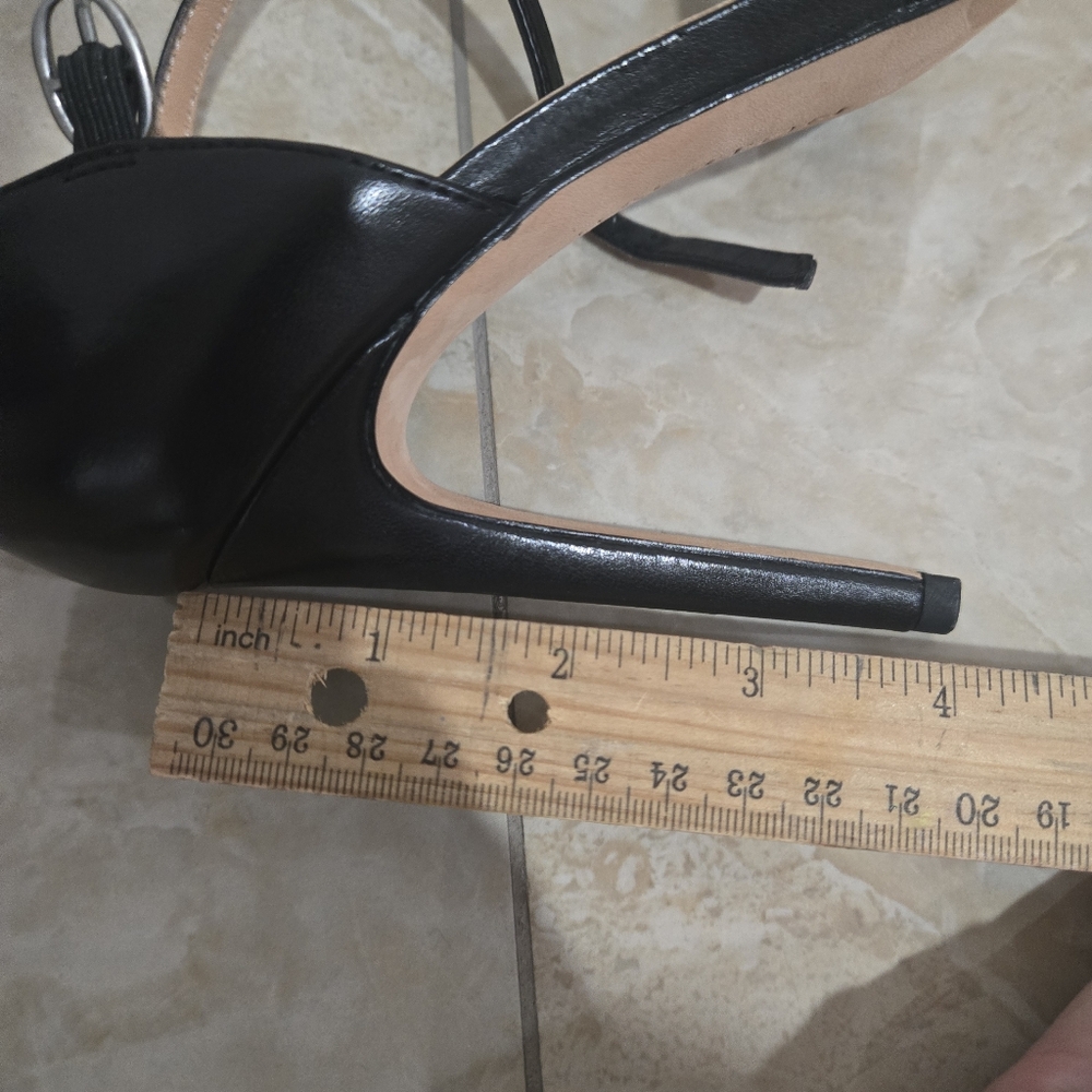 Halston Heritage Christina High Heel Shoes - Picture 3 of 7